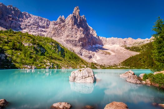 Hiking The Dolomites in Italy (11 Days)