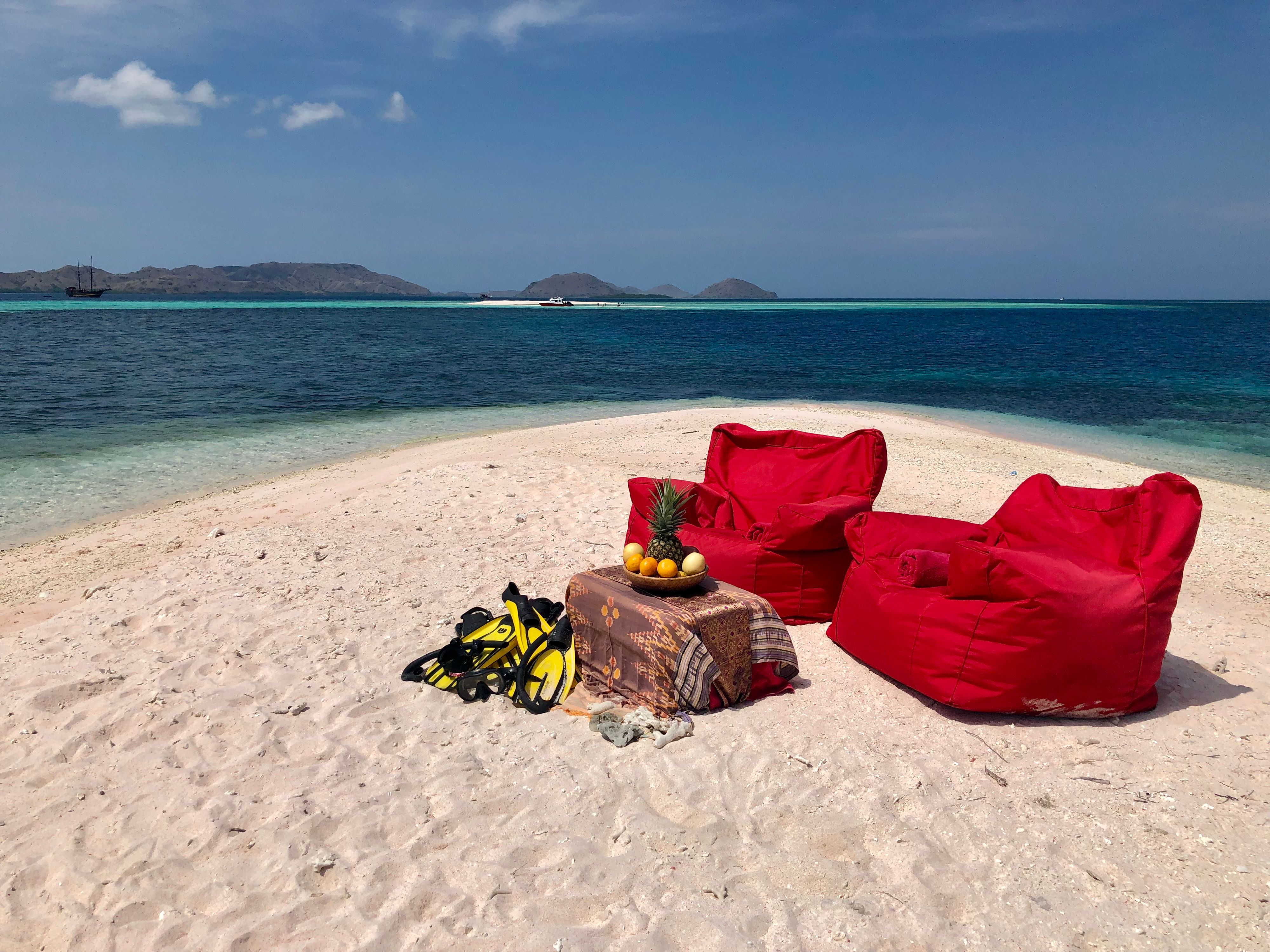 Inspire. Curate. Explore.