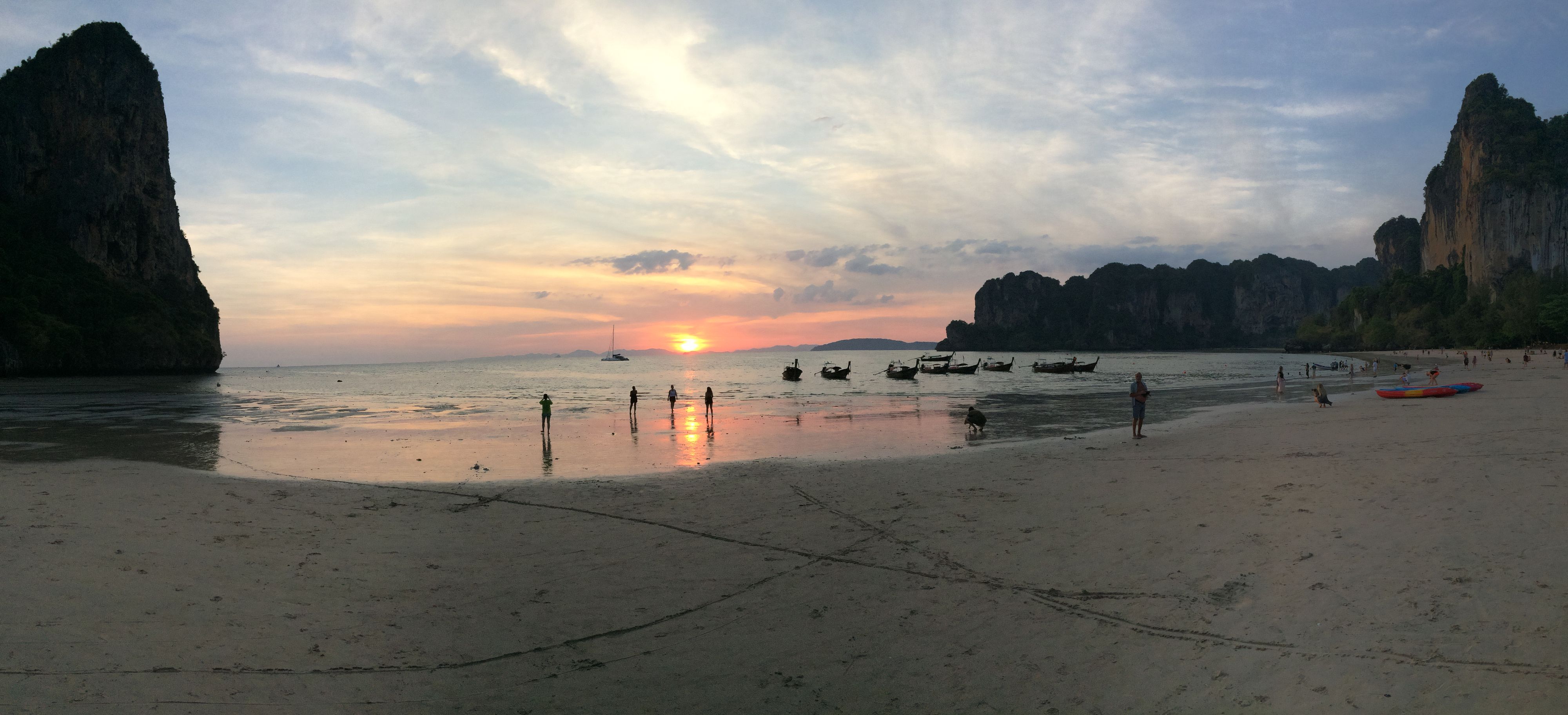 Inspire. Curate. Explore.