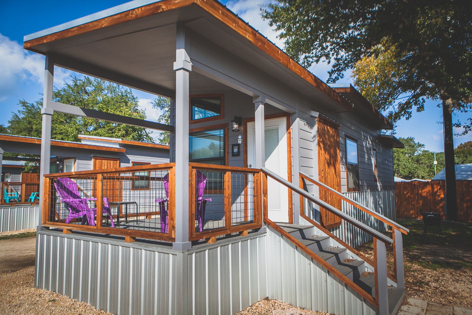 SLEEPS 2-6 Tiny House #28 - CANYON LAKE