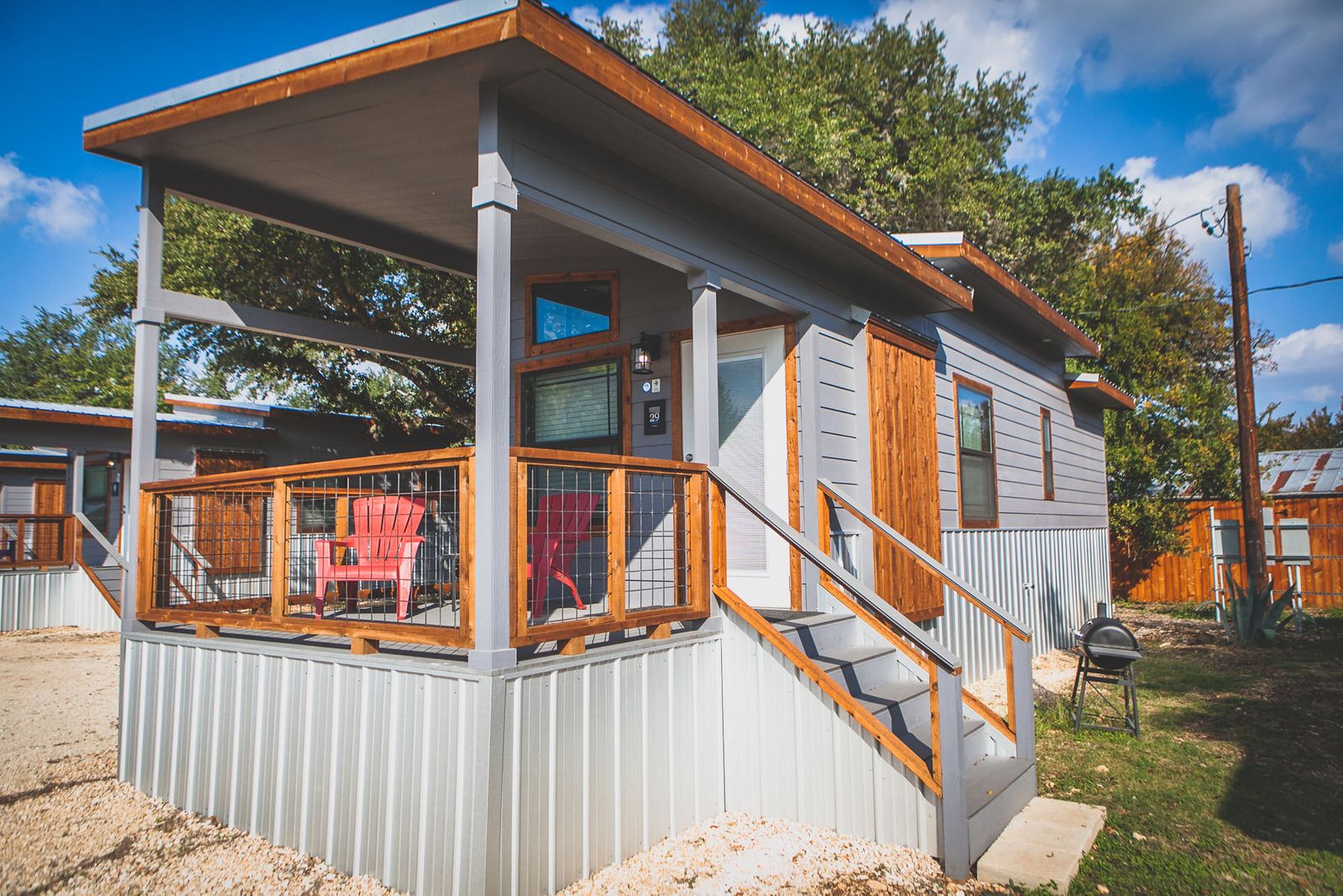 SLEEPS 2-4 Tiny House #29 - BANDERA