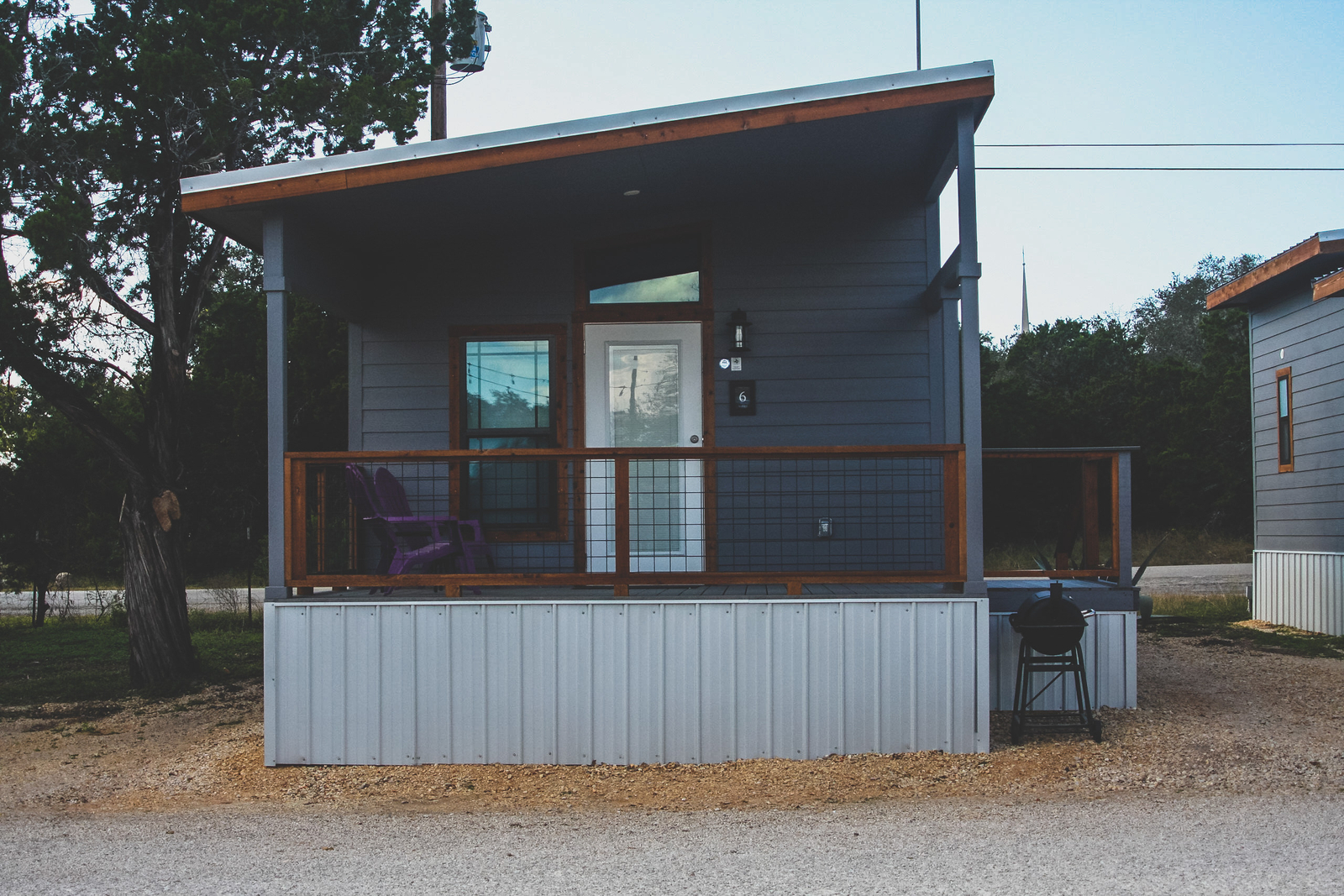 SLEEPS 2-6 #6 SHINER