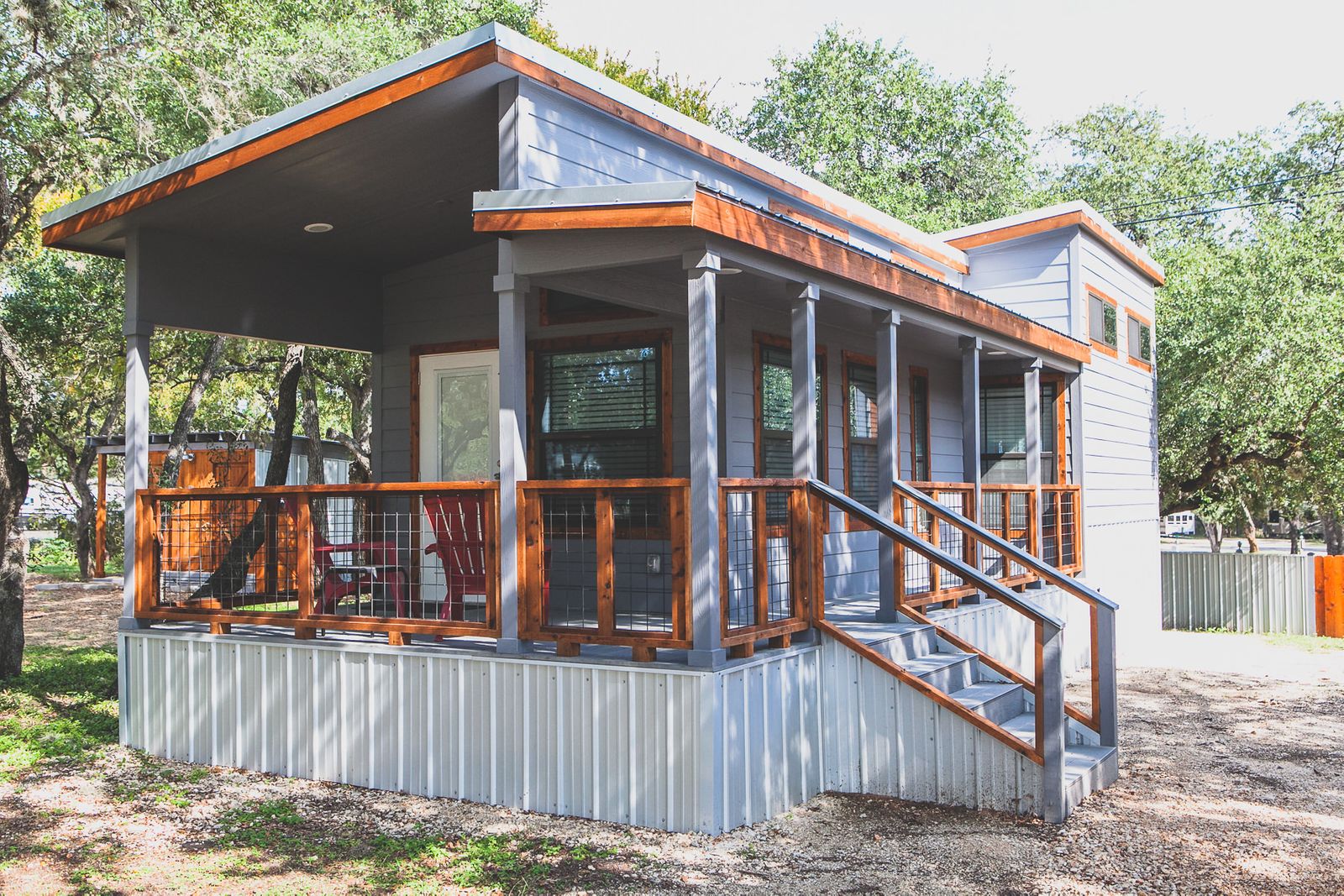 SLEEP 2-4 TINY HOUSE #23 - Hildalgo