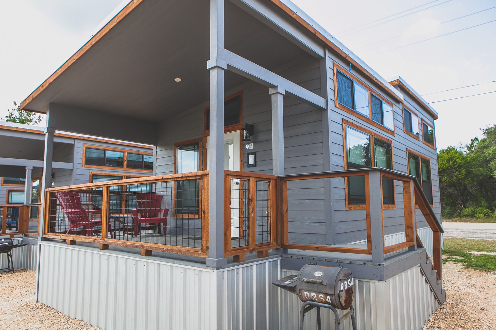 Sleeps 2 - 6 TINY HOUSE #8 - QUANAH