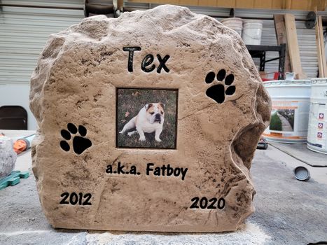 Pet memorial tex.jpg