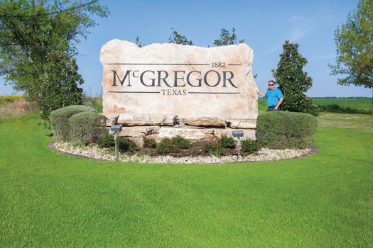 McGregor-btuch.jpg