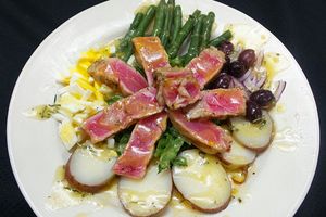 ahi-tuna-nicoise.jpg