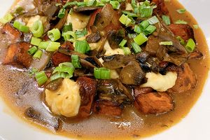 1_0003_Vegan Poutine.jpg