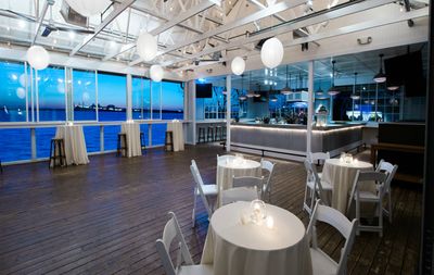 Tavern Bayside