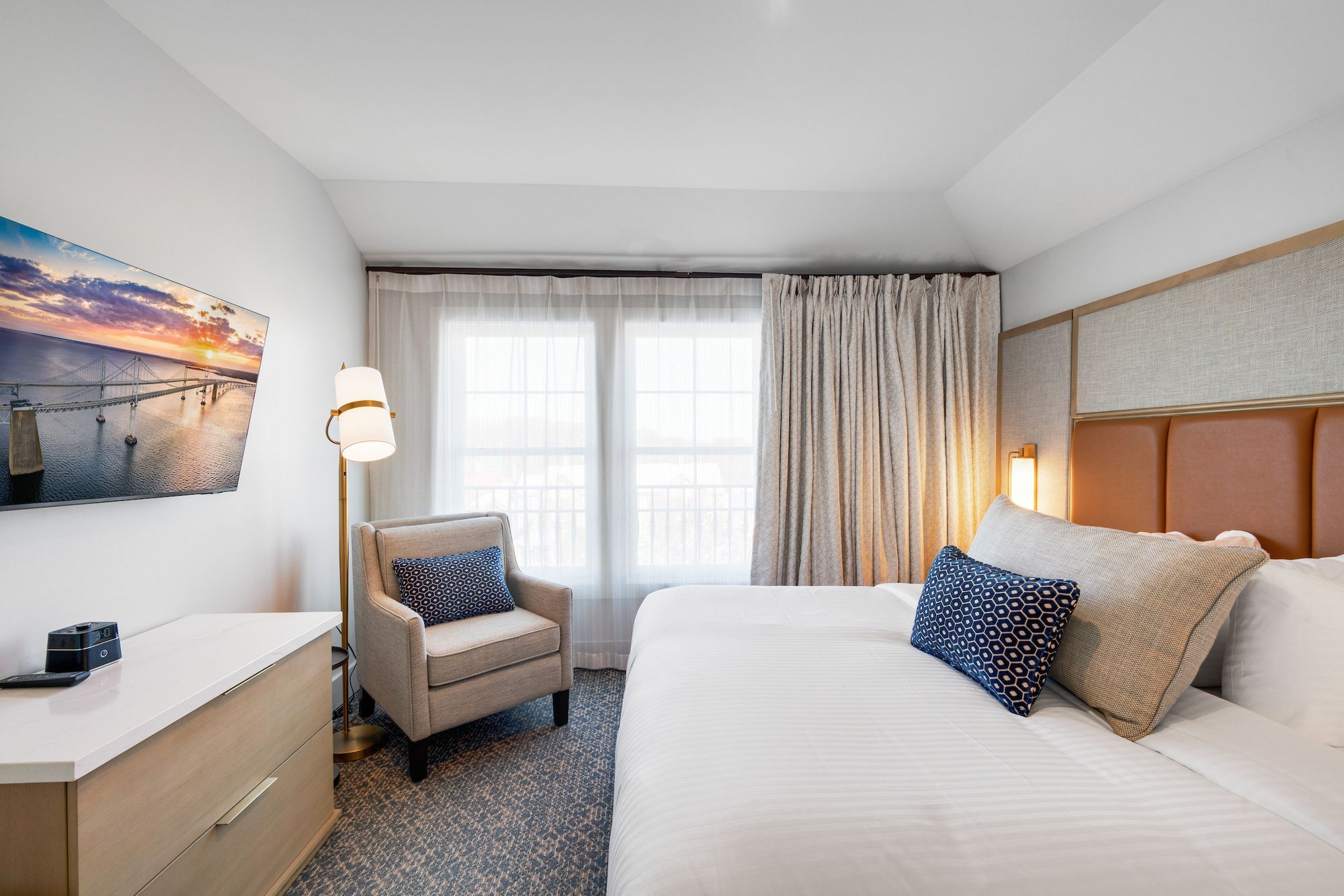 INN_Guest Rooms_Veranda Suite (2).jpg