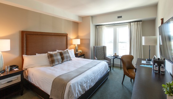 King Guest Rooms at The Inn