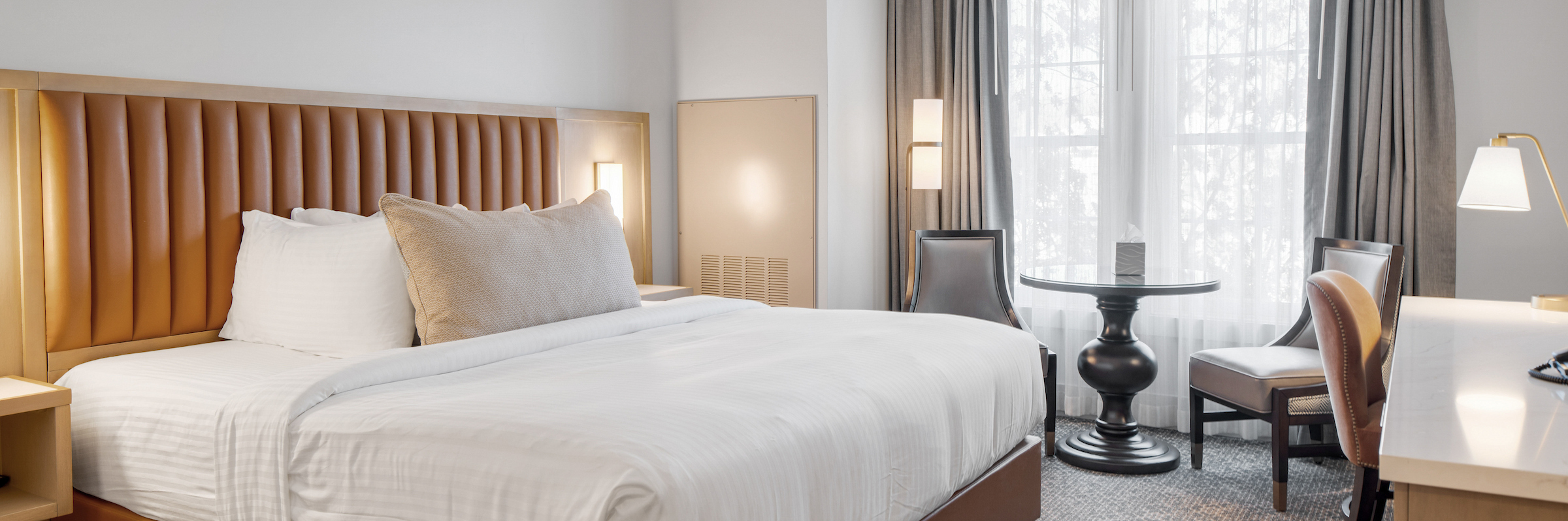 INN_Guest Rooms_King (1).png