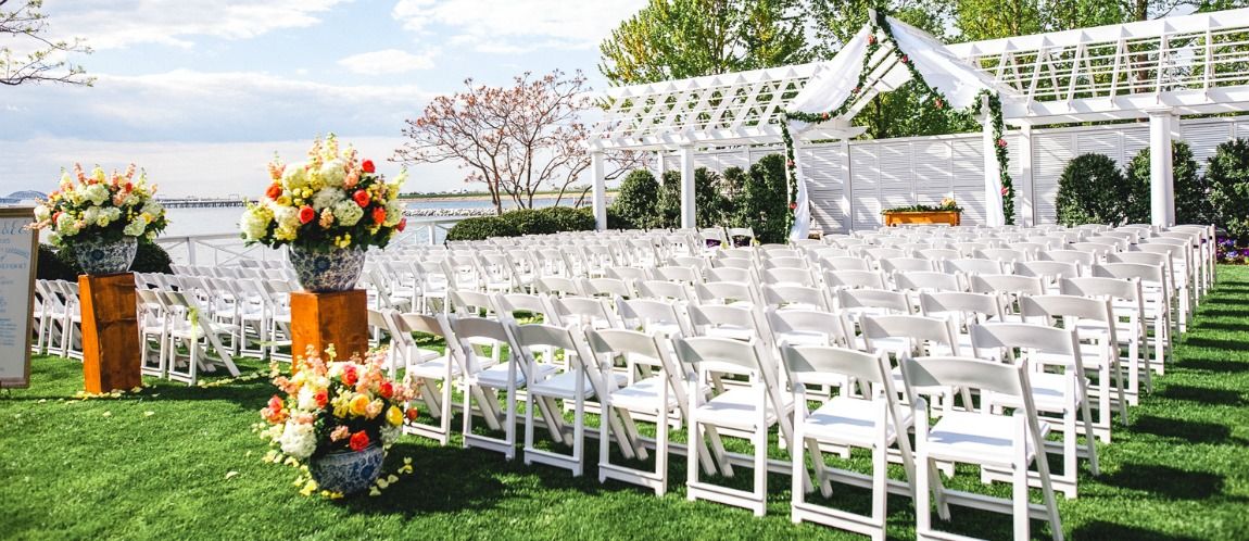 Waterfront Event Venue The Inn At Chesapeake Bay Beach Club   Chesapeake Bay Beach Club Wedding Photo 2 