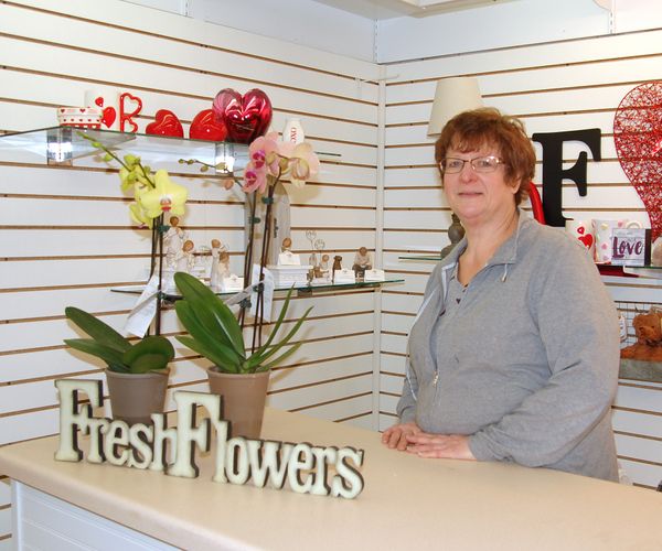 Fitzgerald Flowers 16s.jpg