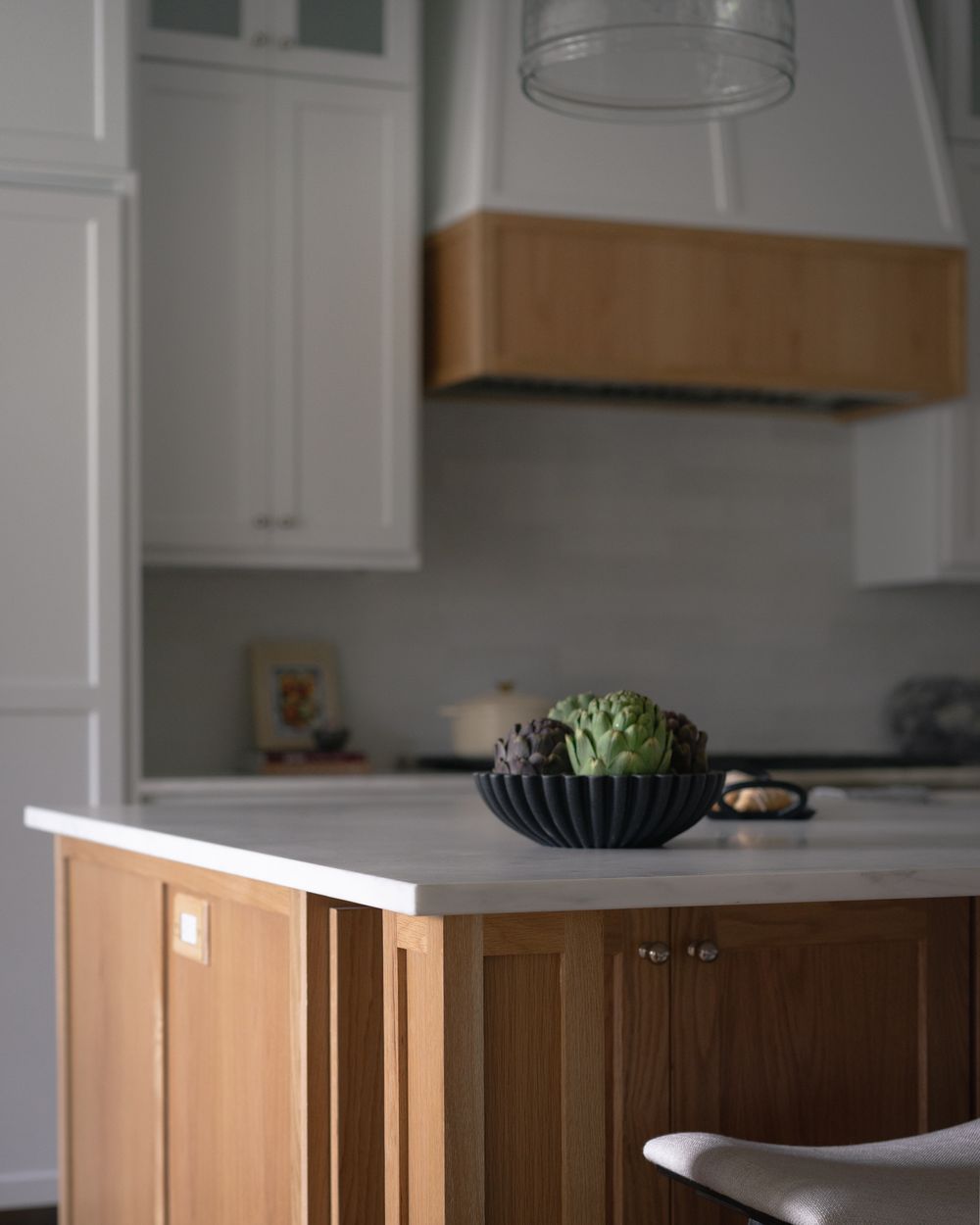 BVS-JCD-BRUSHY-CREEK-TR-KITCHEN-DETAIL-BOWL-VERTICAL-4x5-05-27-2025.jpg