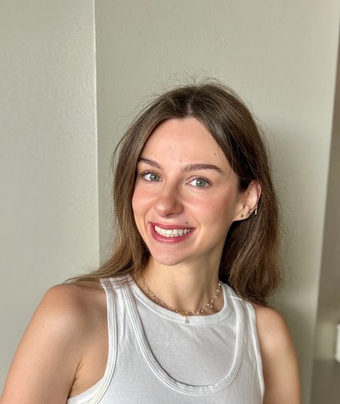 Anabelle Headshot.jpg