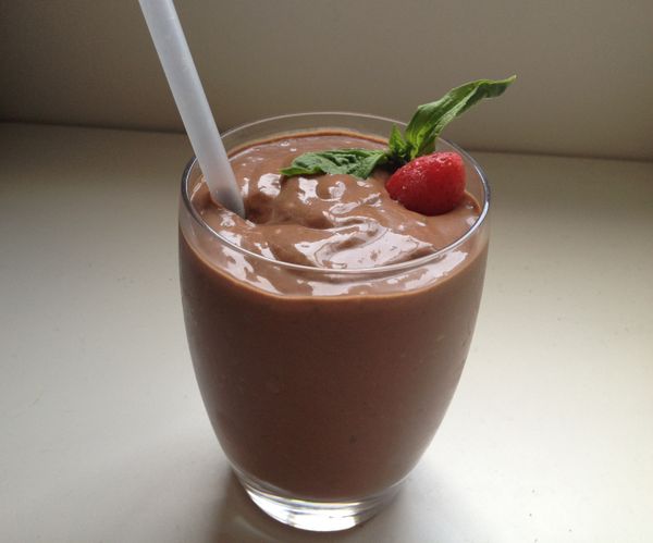 chocolate-and-strawberry-smoothie.jpg