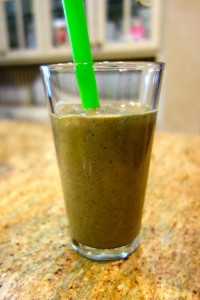 Greensmoothie_21-200x300.jpg