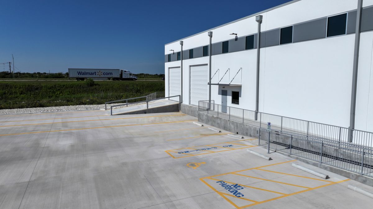 Lot 4 -1.JPG