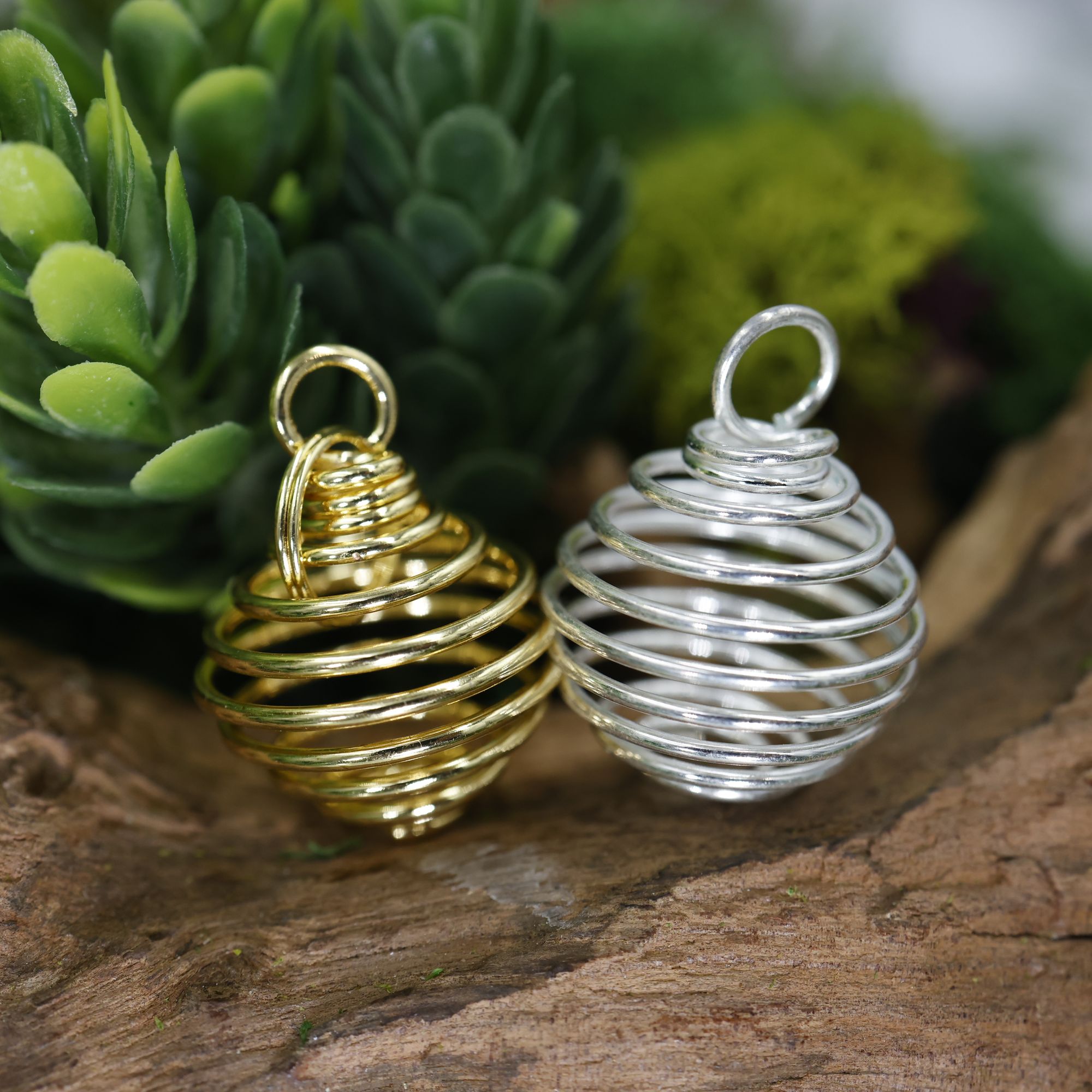 VicJon_Pendant_SpiralCage_Group_001.JPG