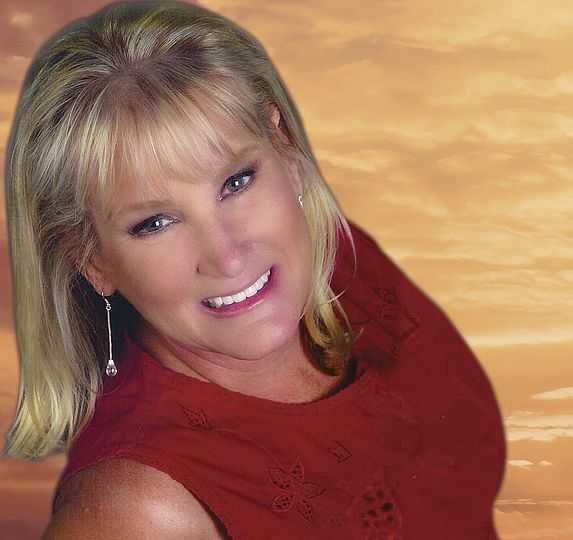 sharon sampsel headshot.jpg