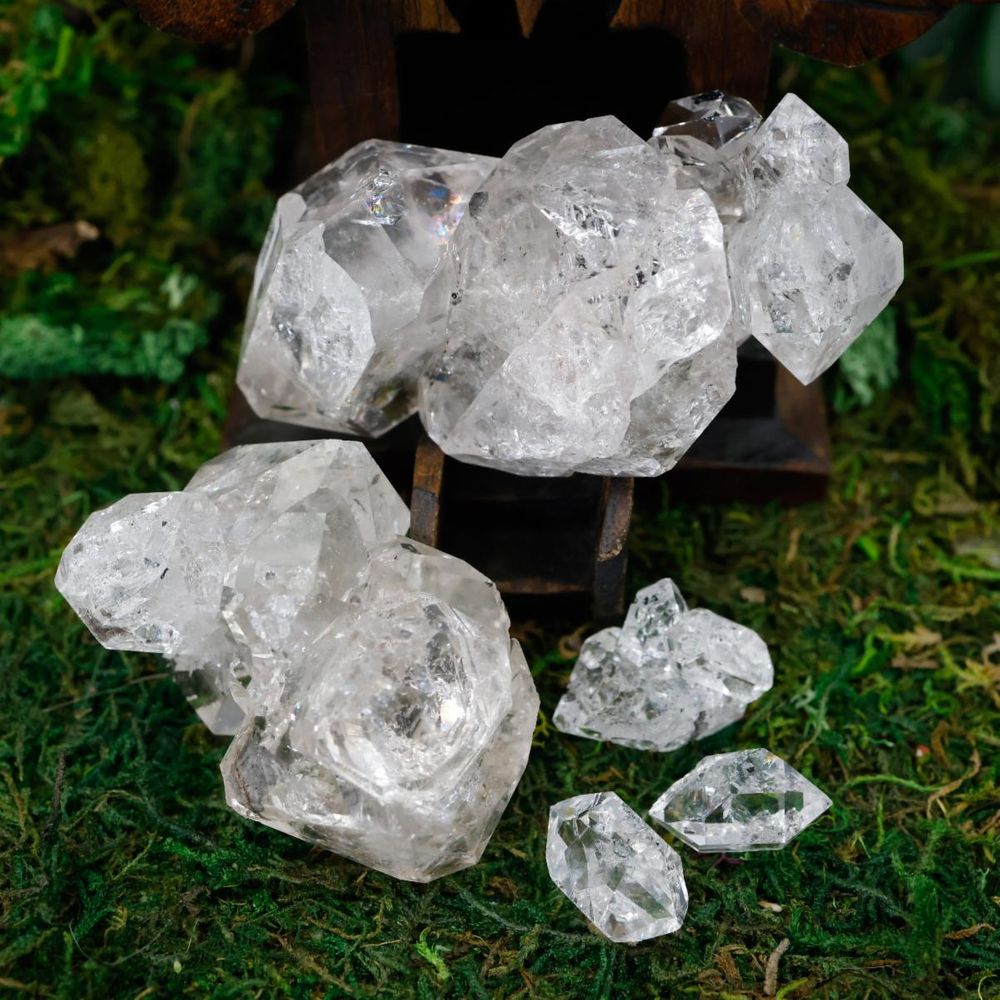 Herkimer Diamond- Front Counter-03.jpg
