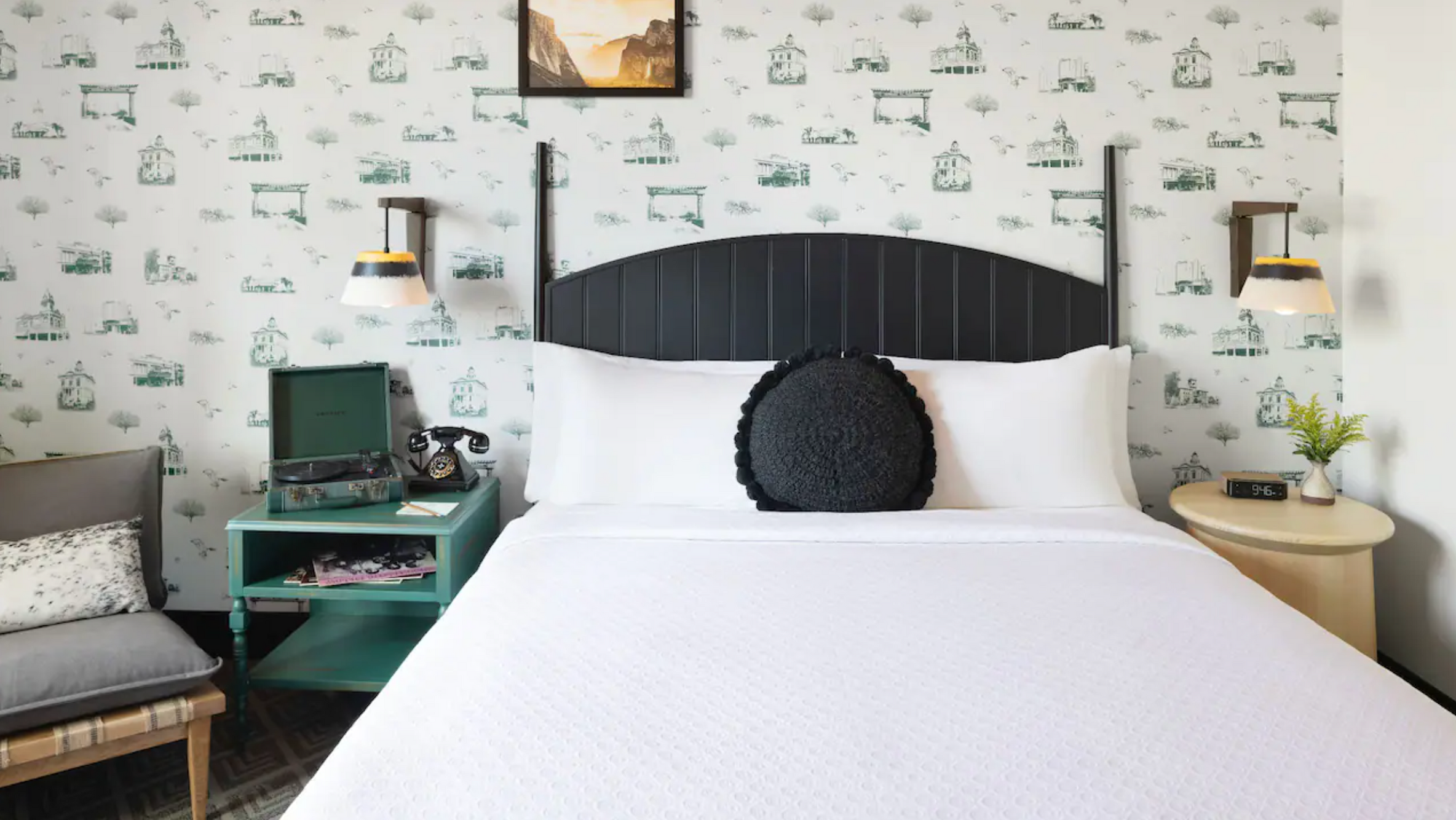 Boutique hotel room in Central Valley California, El Capitan Hotel Merced El Capitan Hotel Room