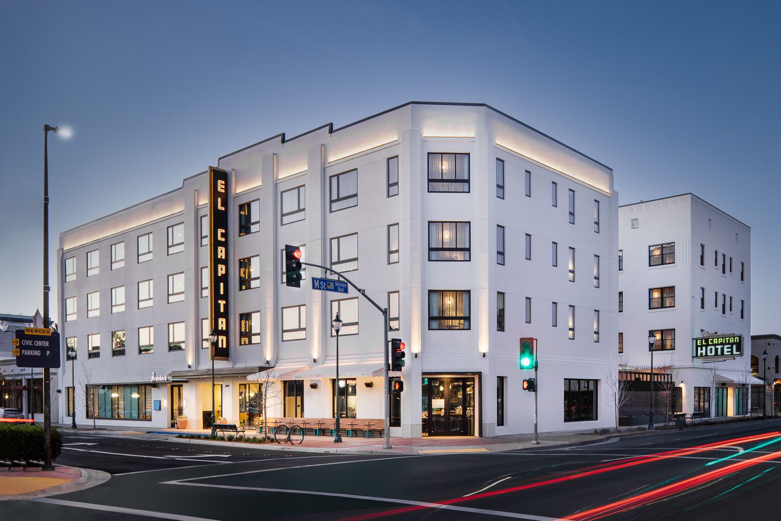 Exterior of El Capitan Hotel in Merced California