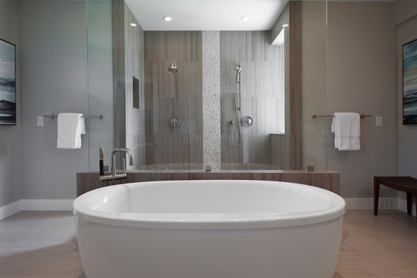 MasterBath1.jpg
