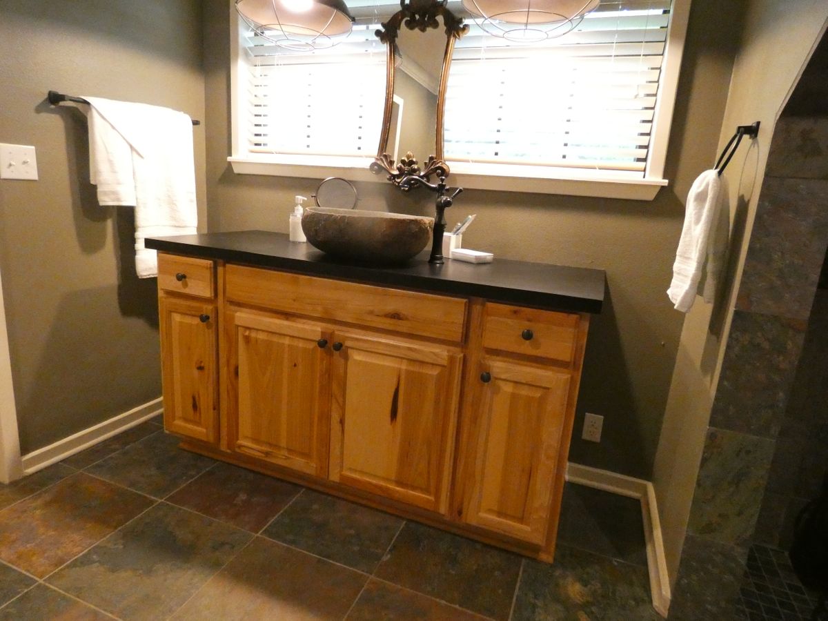 bathroom sink area.JPG