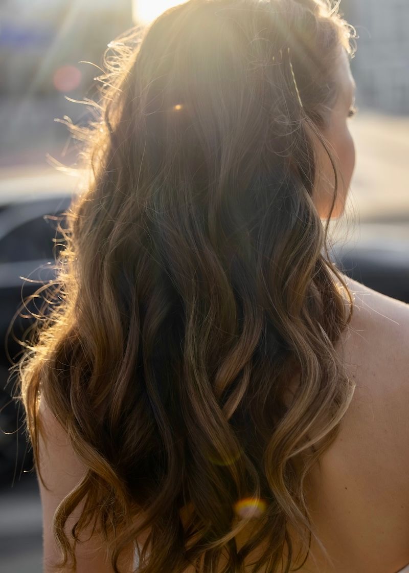 wedding-hairstyle-of-the-bride-back-view-2025-03-10-15-20-22-utc 2.jpg