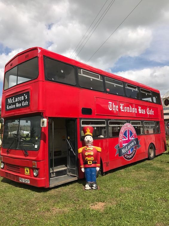 McLaren's Antiques & Interiors - London Bus