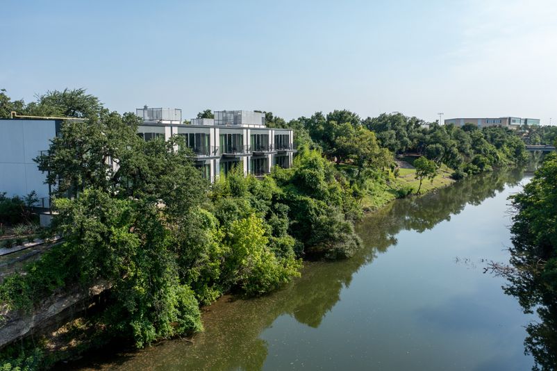 The_Ruby_Brushy_Creek_Round_Rock.jpg