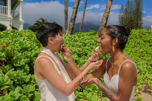 wedding cakes on Maui