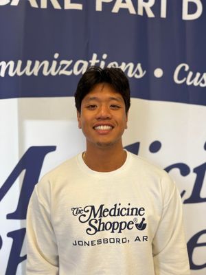 KEVIN HEADSHOT.jpg