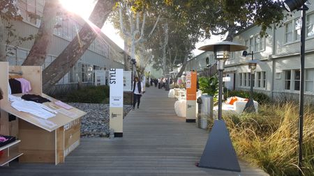 Los Angeles Trade Show Equipment