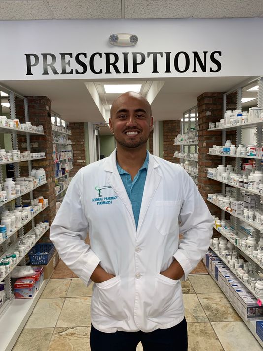 Yusuf Elminshawy-Pharmacist.jpg