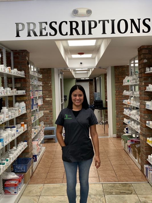 Gladys Cruz-Pharmacy Technician.jpg