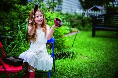 Girl with mud400.jpg