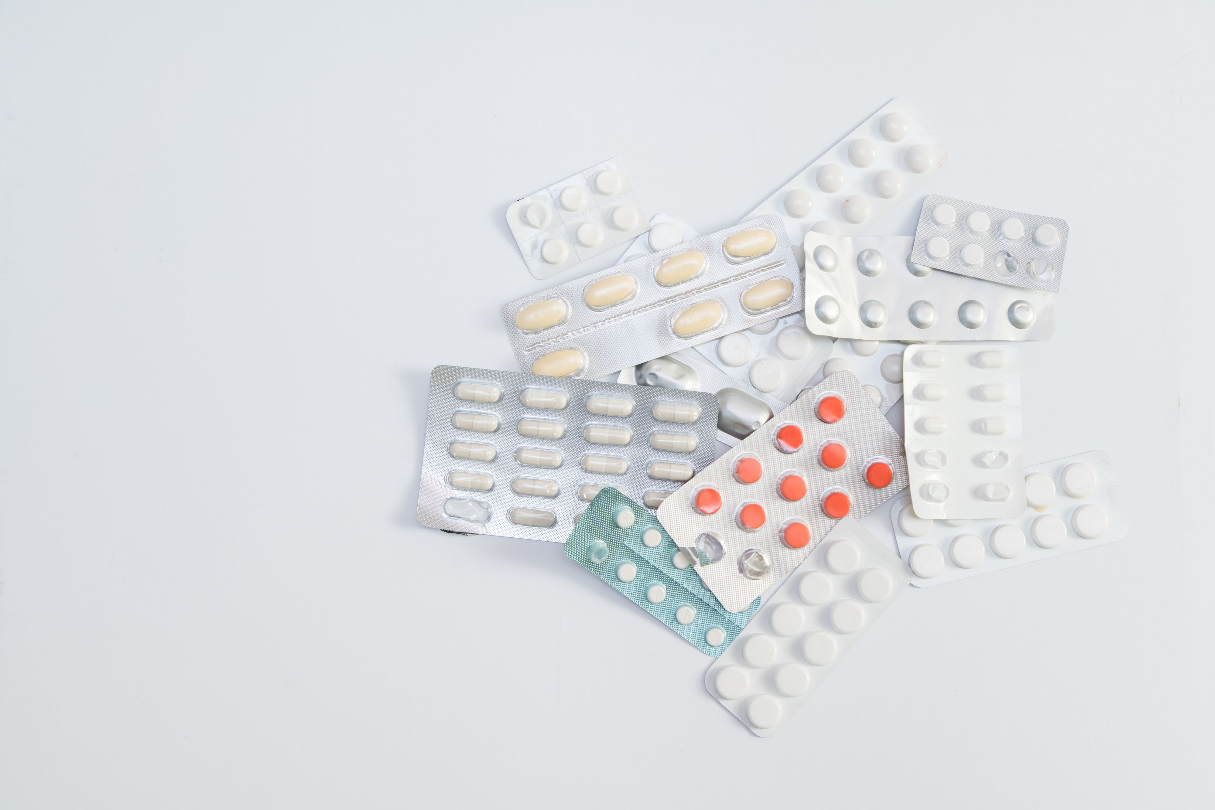 We offer free bubble or blister packaging Multi-Dose Pill Packaging