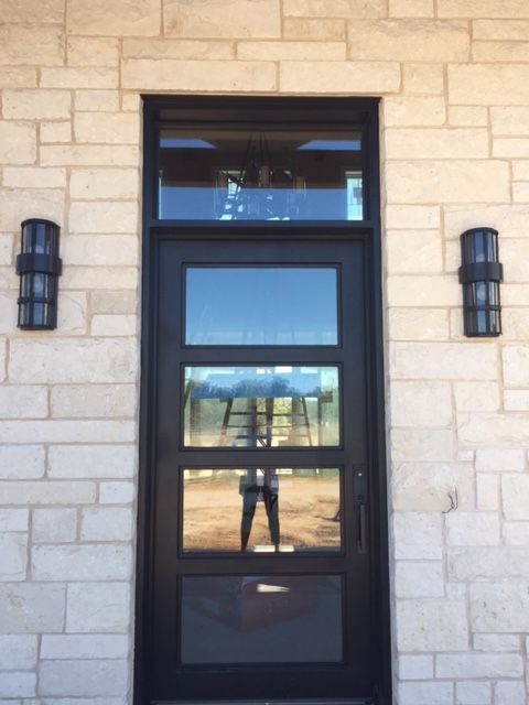 Vanilla - 4 Lite - Transom.jpg
