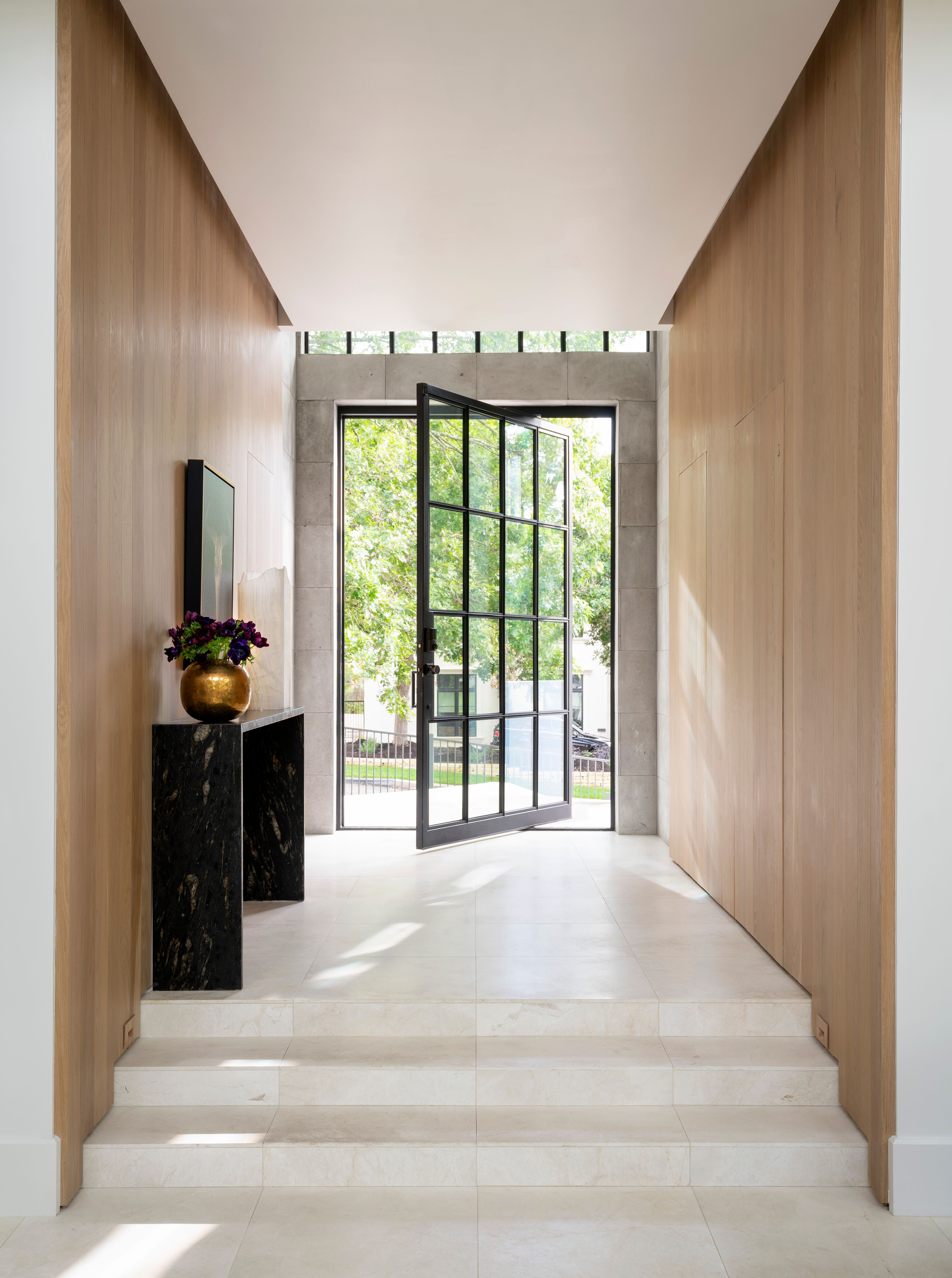 215 E Wildwood_Mauze Construction_Entry.jpg