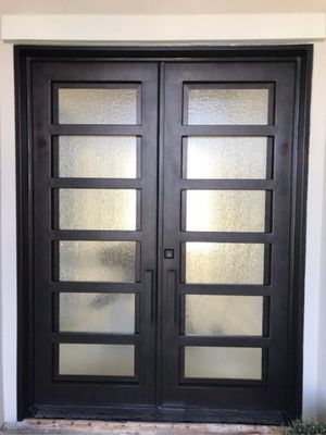 Natalie - Double Door Straight Top Pulls.jpg