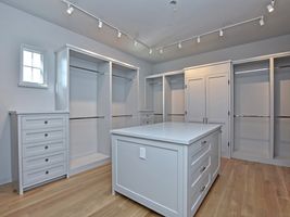 026_Master Closet.jpg