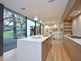 007_2201 Harbor-Kitchen-Dining.jpg