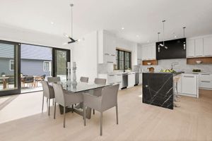 Kitchen and Eat in.jpg