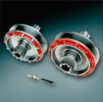 Dynamically balanced pulley with special bronze key attached with 2 screws prevents premature breakage. special-features-6.png