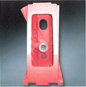 Heavy duty knee with box ways provide the rigidity needed for superb support over the full range of travels. heavy_duty_knee_box_ways.jpg