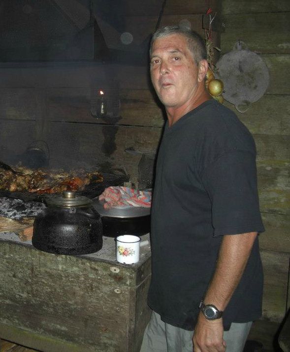 El Jefe Don David Vaughan cooking at La Danta