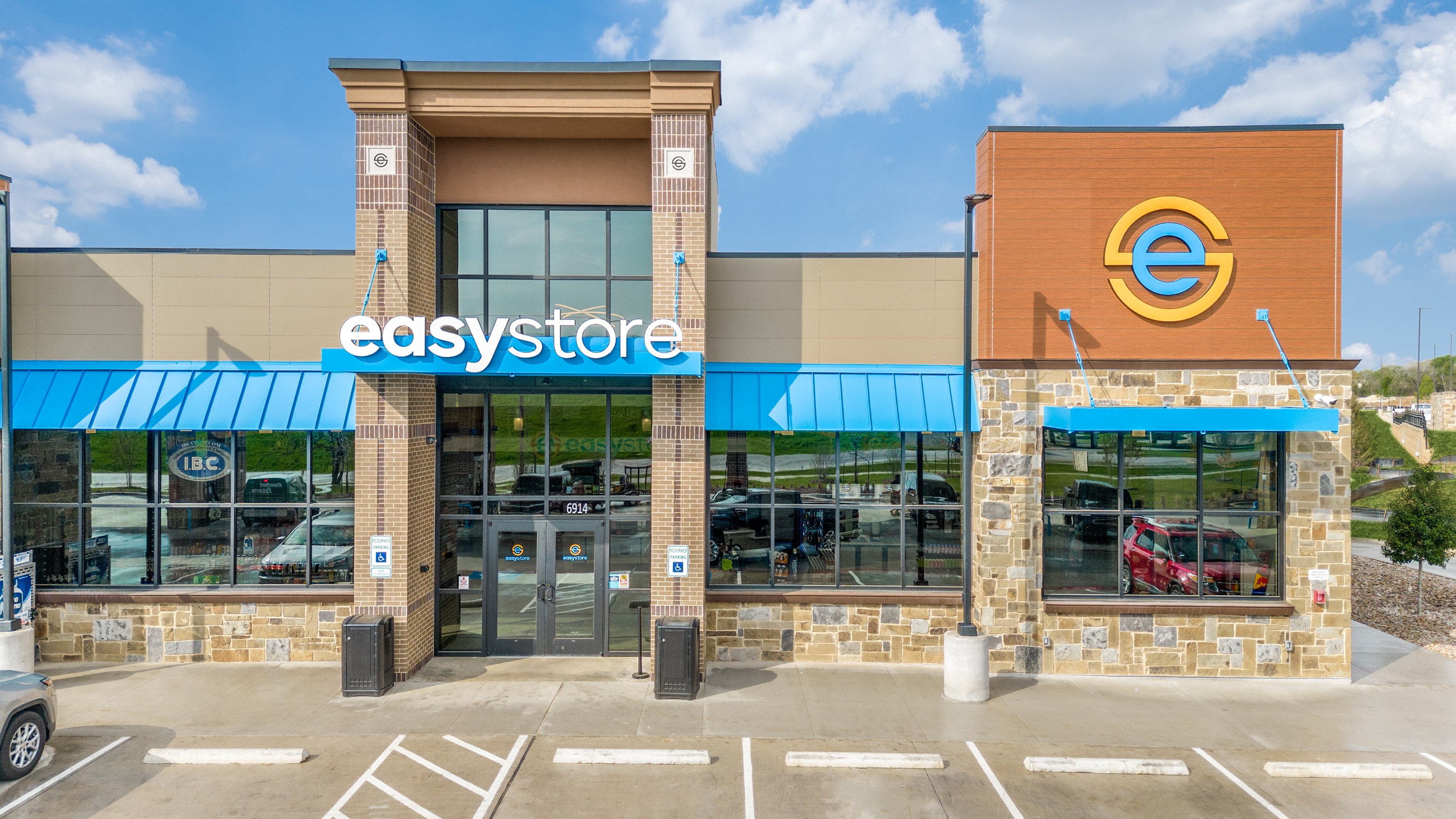 easystore-6914-us-hwy-287-arlington-tx-76001-High-Res-3.jpg